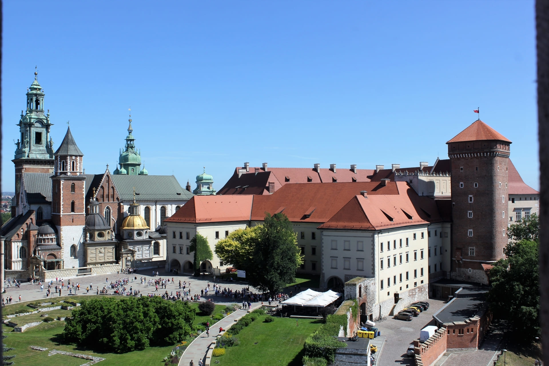 【2026年最新】ポーランド出張完全ガイド｜ビザ要件からホテル相場まで解説